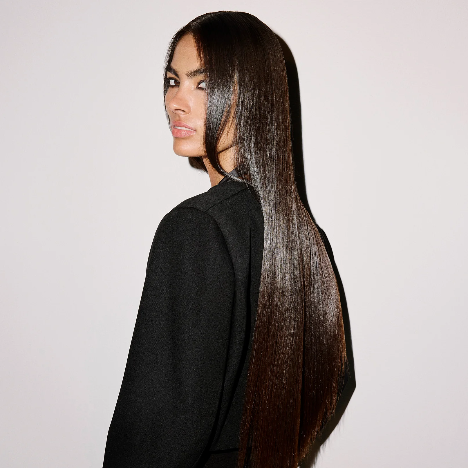 Supershine Hydrating Shampoo - Image 17