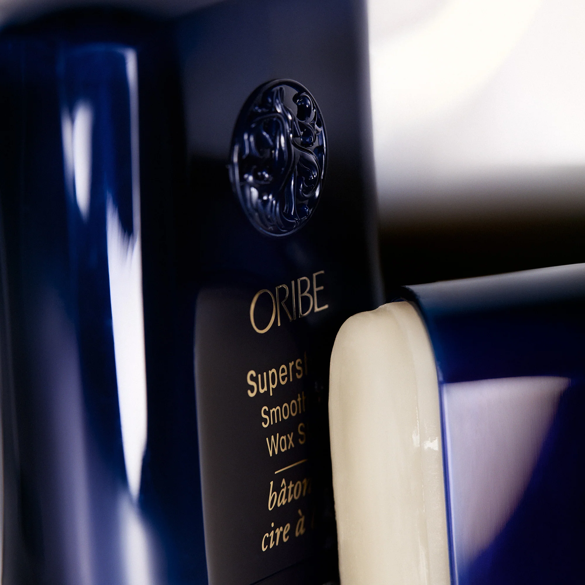 Supershine Smoothing Wax Stick - Image 6